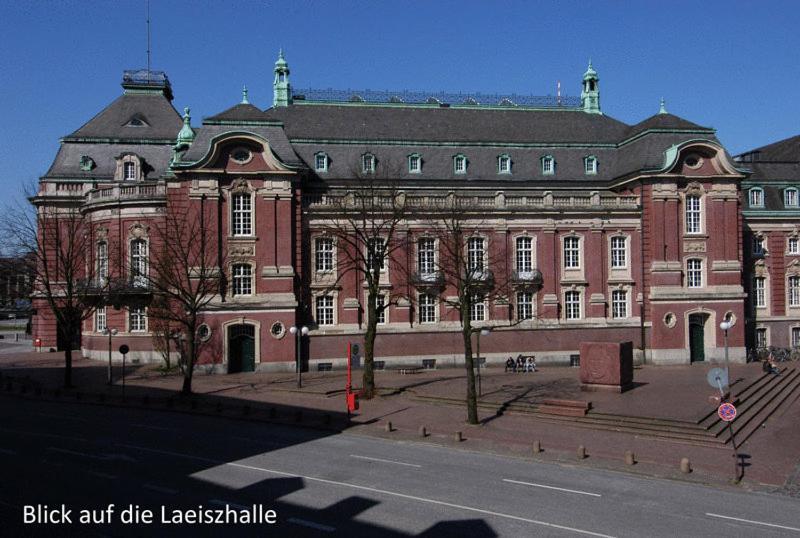 Frauenhotel Hanseatin - Women Only Hamburgo Exterior foto